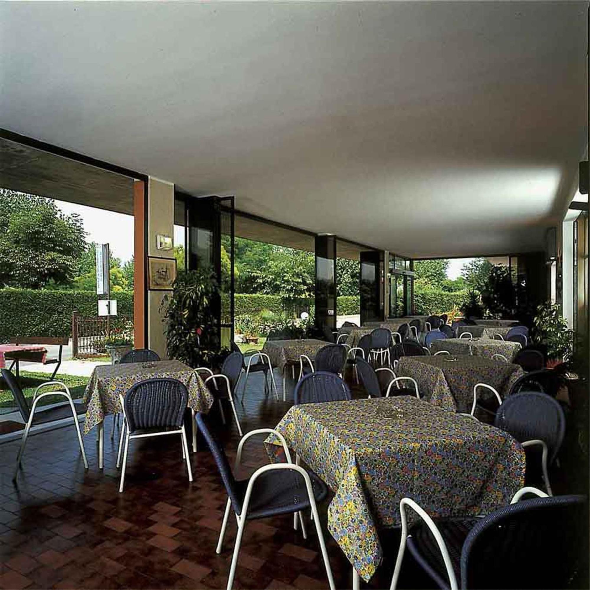 Residence Miralago Rooms & Apartments Манерба-дель-Гарда Экстерьер фото