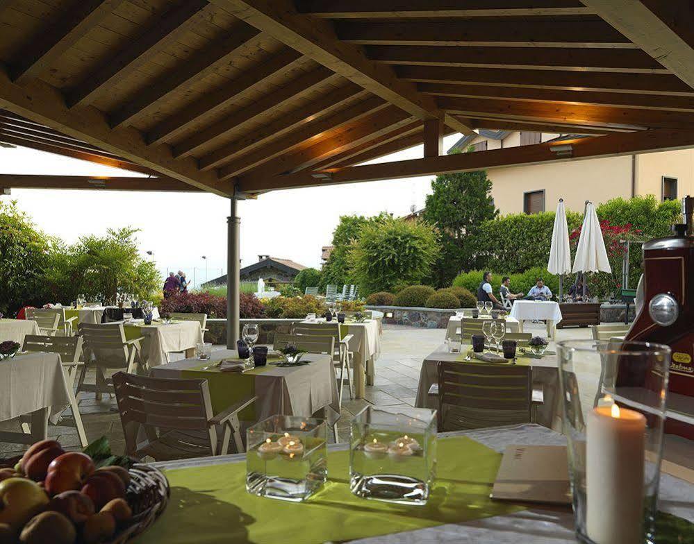 Residence Miralago Rooms & Apartments Манерба-дель-Гарда Экстерьер фото