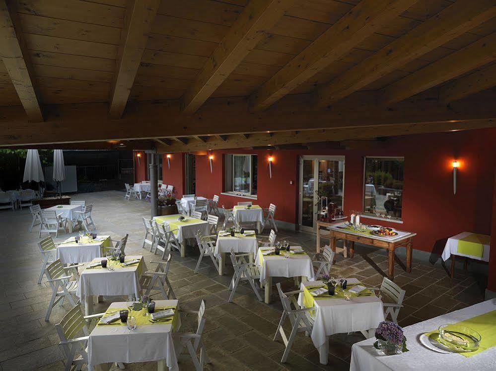 Residence Miralago Rooms & Apartments Манерба-дель-Гарда Экстерьер фото